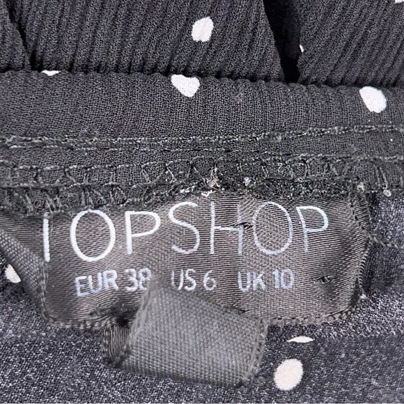 Size 6 TopShop Black White Polka Dot Romper Ruffle Off Shoulder Style Pinup - Picture 11 of 13